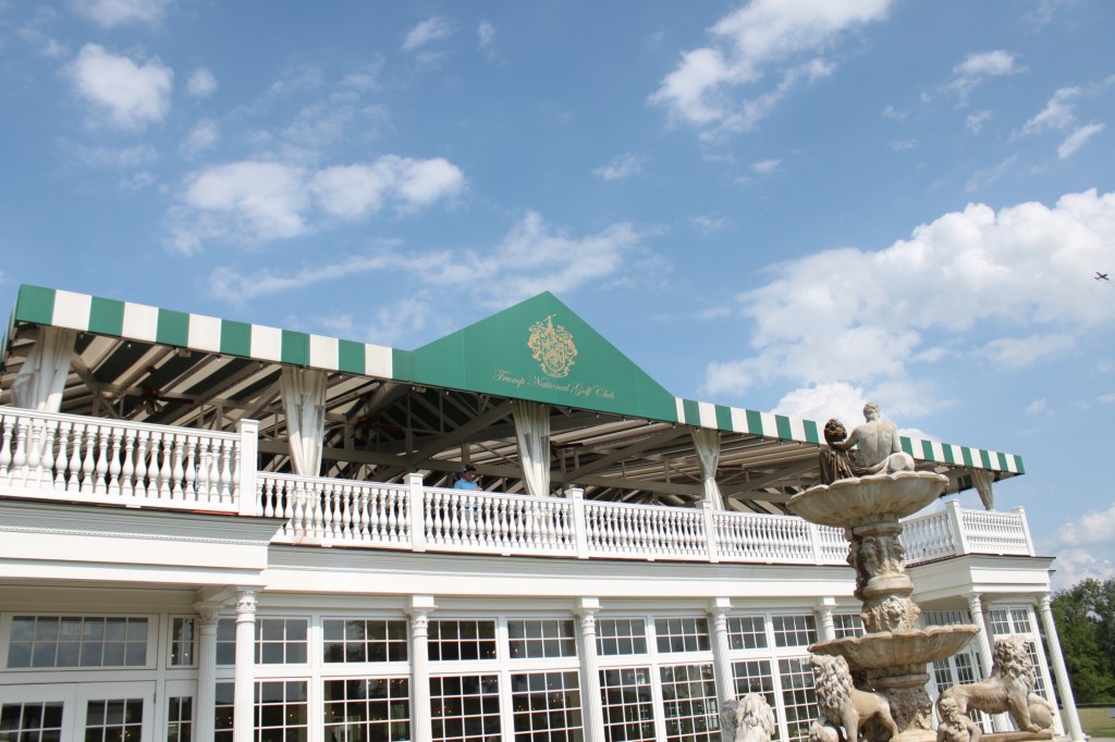 Donald J Trump golf club